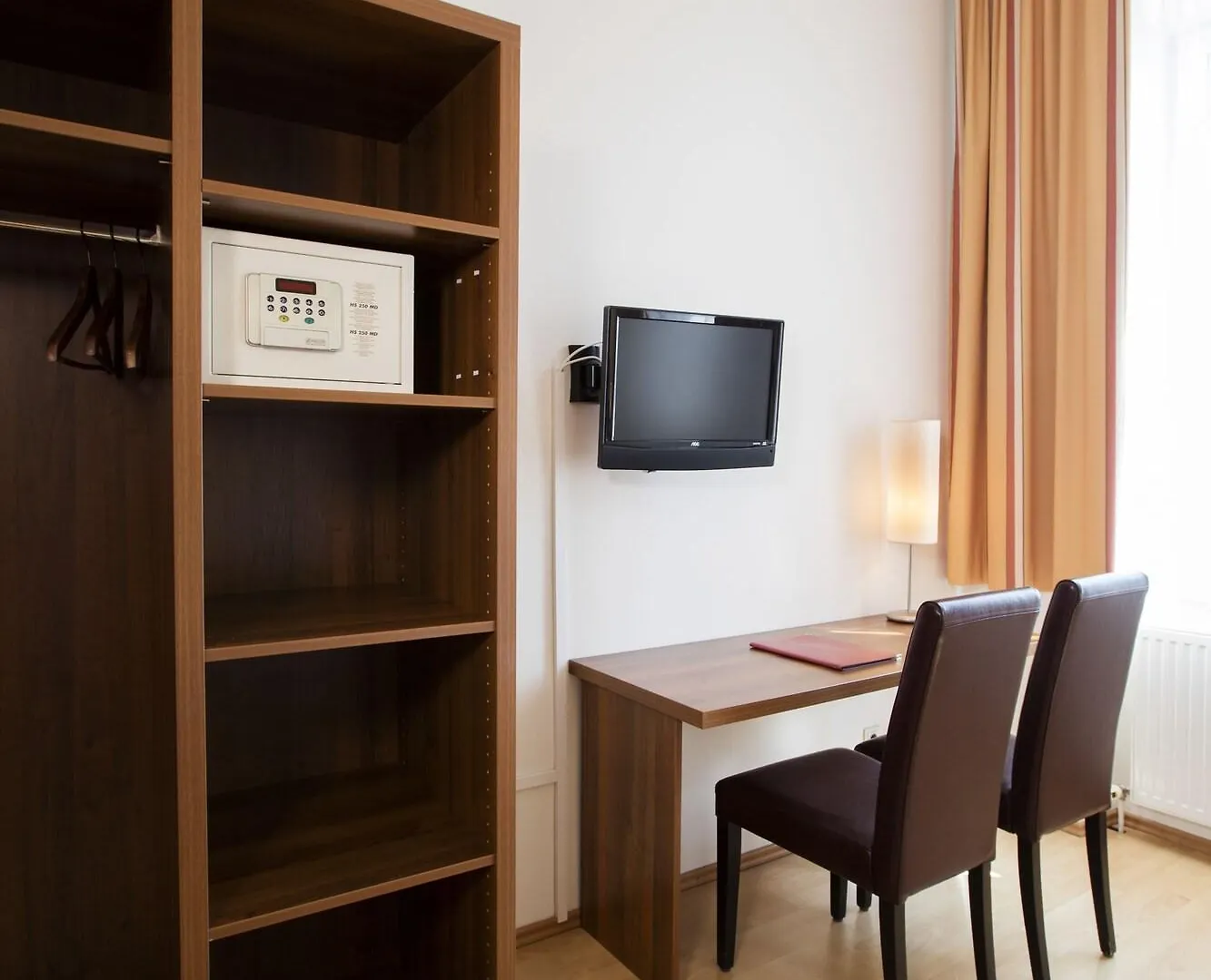 Hahn Hotel Vienna