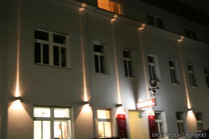 Hahn Hotel Vienna