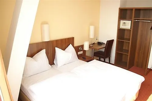 Hahn Hotel Vienna