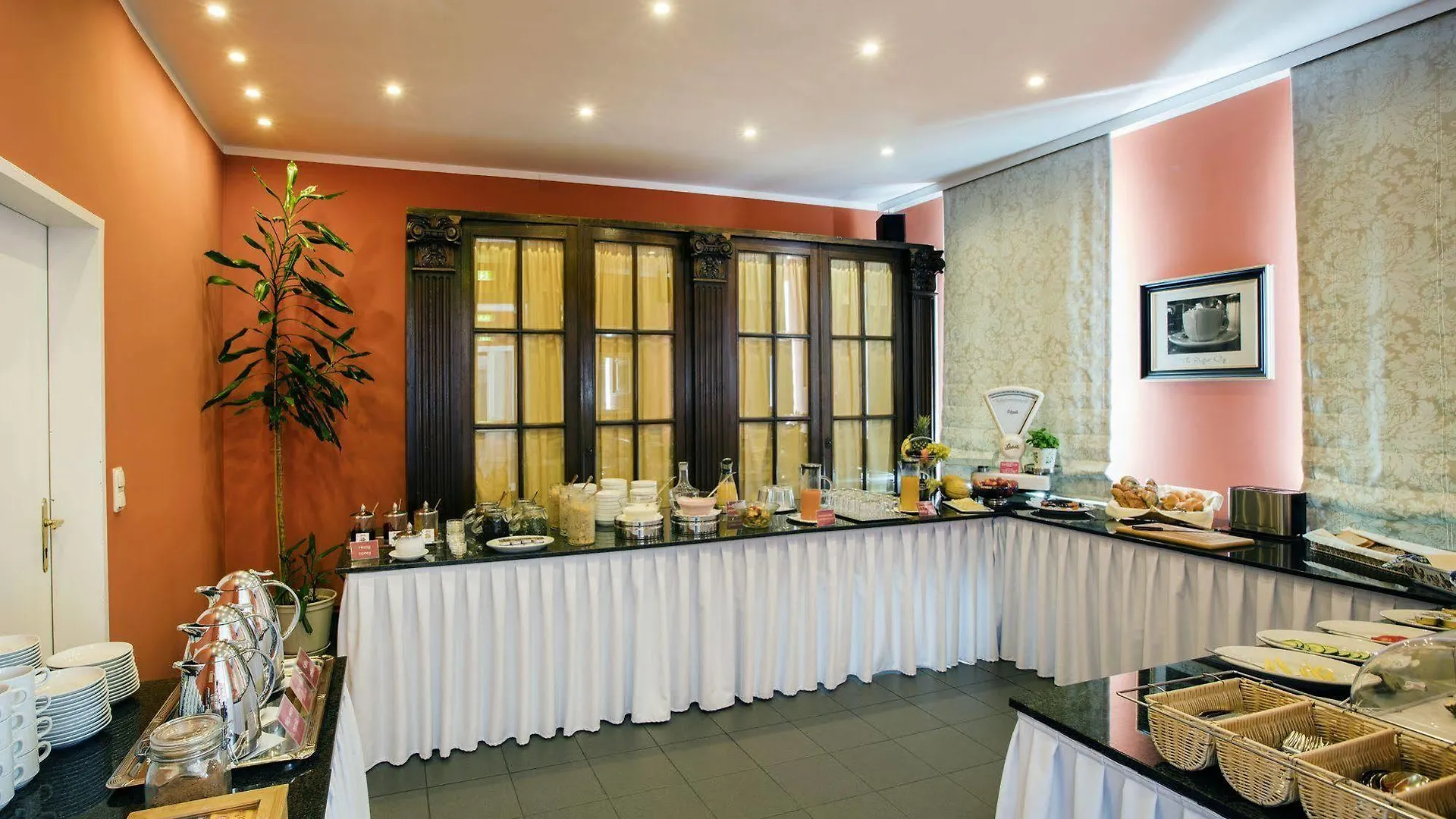 Hahn Hotel Vienna 3*,  Austria