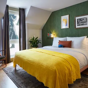 Max Brown 7th District, Part Of Sircle Collection Vienna