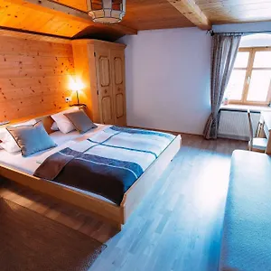 https://gasthof-zum-schupfen.innsbruckaustriahotels.com
