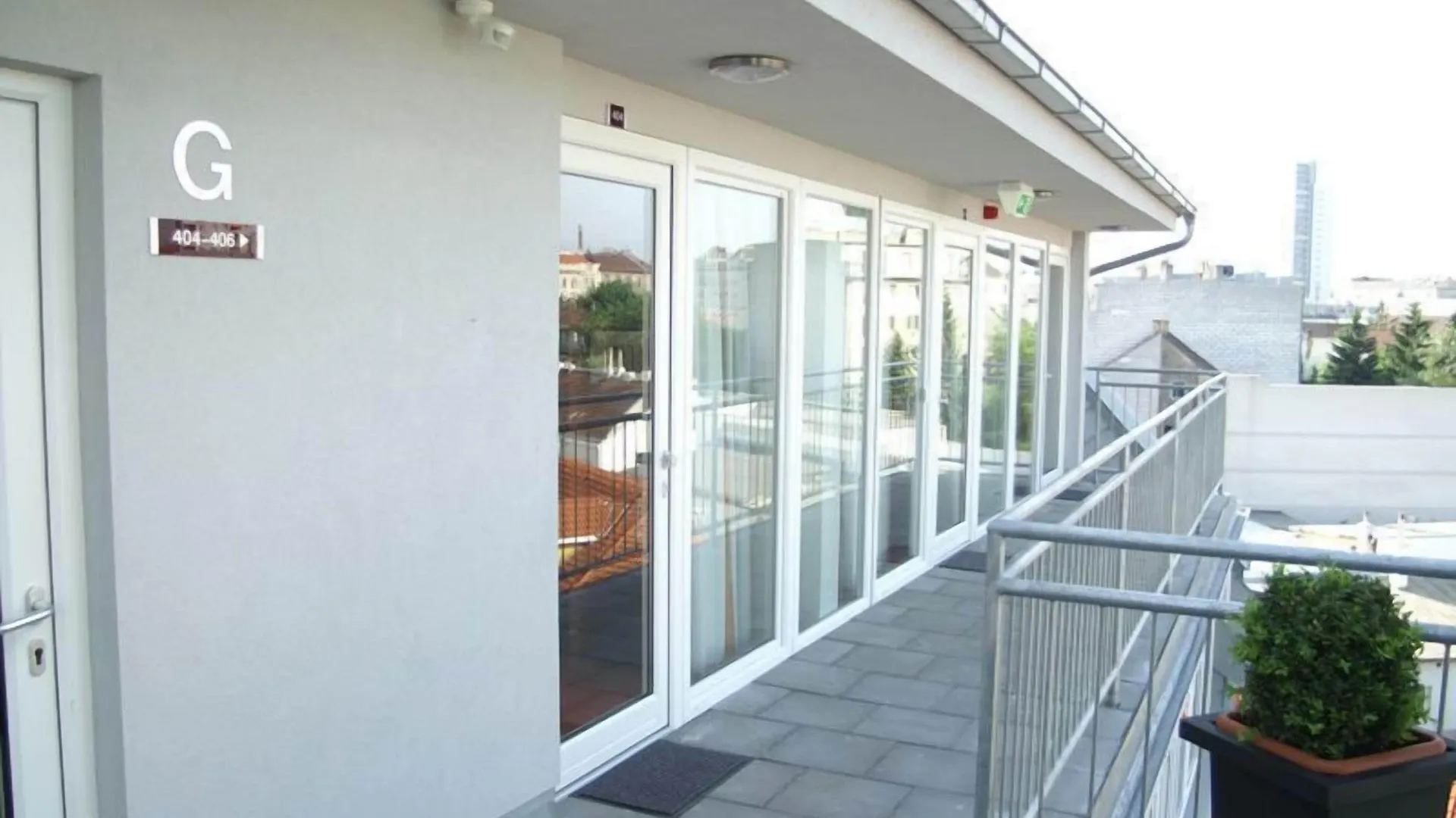 Hahn Hotel Vienna Austria