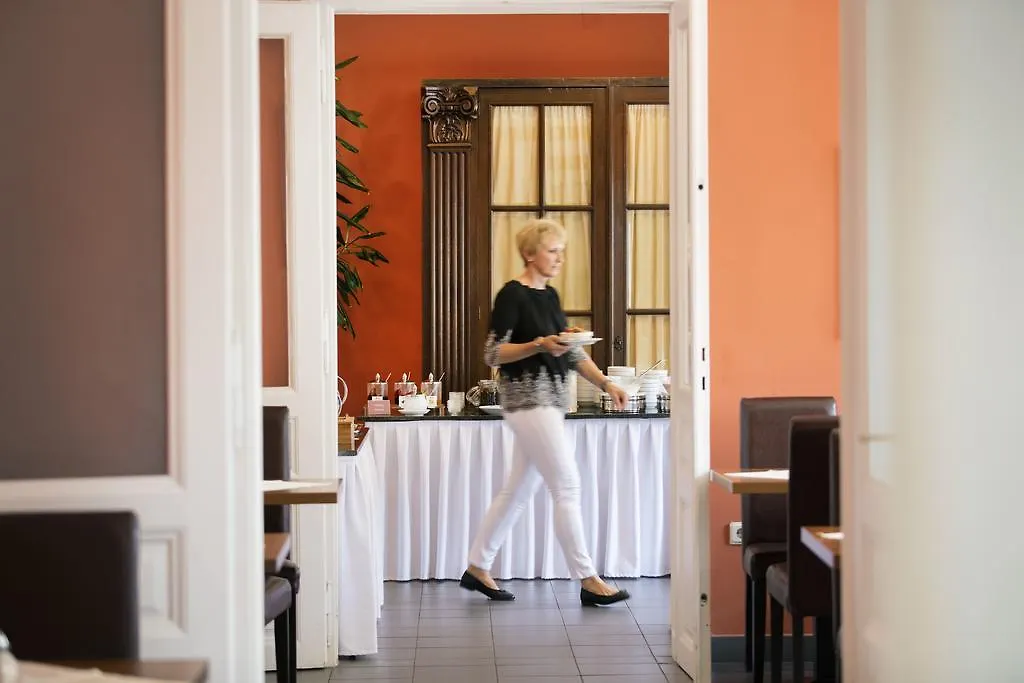 Hahn Hotel Vienna Austria
