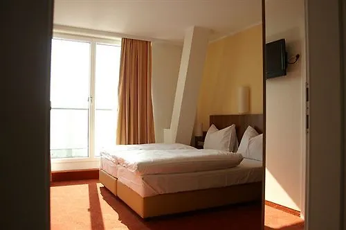 ***  Hahn Hotel Bécs Ausztria
